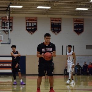 Meet your Posher, Max